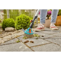 Combisysteem 3in1 Voegenkrabber/borstel - 9cm - Gardena -Groeniva Verkoopwinkel combisysteem 3in1 voegenkrabber borstel 9cm gardena 5 4