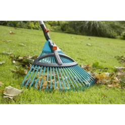 Combisysteem Kunststof Bladhark, Verstelbaar - 35cm - Gardena -Groeniva Verkoopwinkel combisysteem kunststof bladhark verstelbaar 35cm gardena 4 3