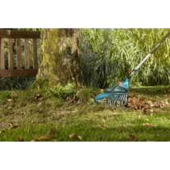 Combisysteem Kunststof Bladhark, Verstelbaar Met Steel - 35cm - Gardena -Groeniva Verkoopwinkel combisysteem kunststof bladhark verstelbaar met steel 35cm gardena 3 5