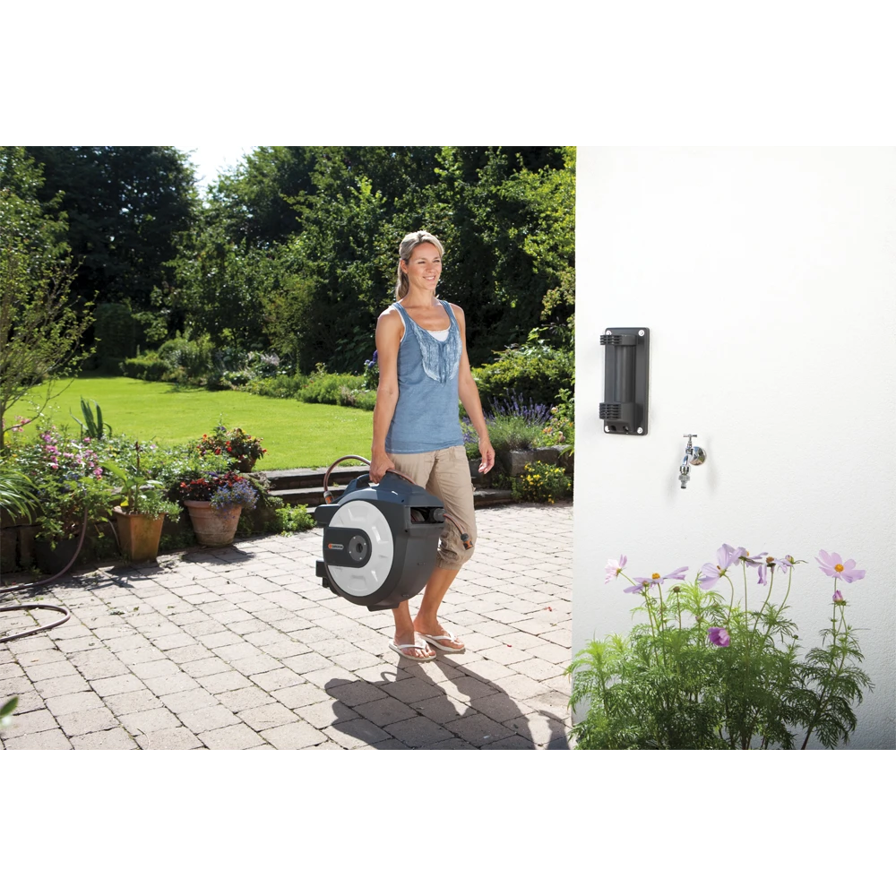 Roll-up Auto Met Broes - 35m - Wit - Gardena 2 Roll-up Auto Met Broes - 35m - Wit - Gardena - Afbeelding 2