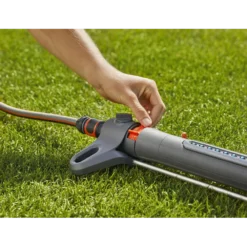 Zwenksproeier AquaZoom - S - Gardena -Groeniva Verkoopwinkel zwenksproeier aquazoom s gardena 3 8